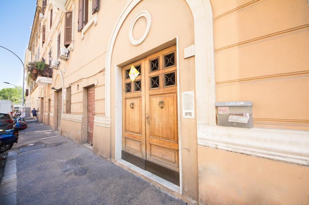 Ponte Testaccio Loft Рим Номер фото